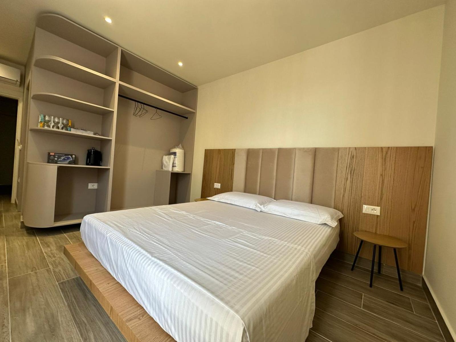 Oni Rooms Saranda Luaran gambar